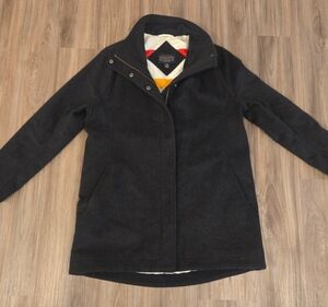 Pendleton Women’s Cascade Wool Campbell Pea Coat